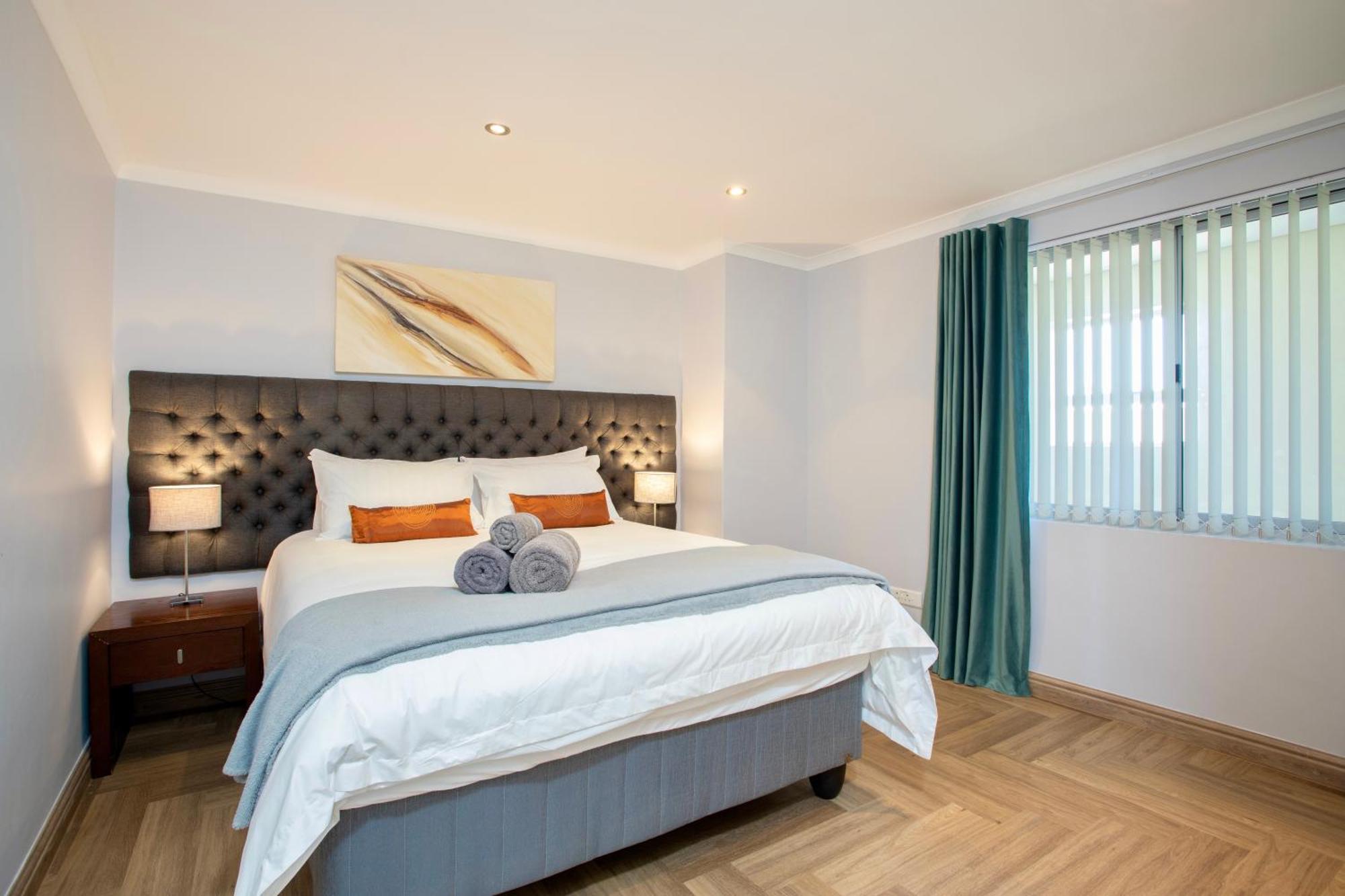 Nautica 410 By Mountain City Investments Mossel Bay Exteriör bild