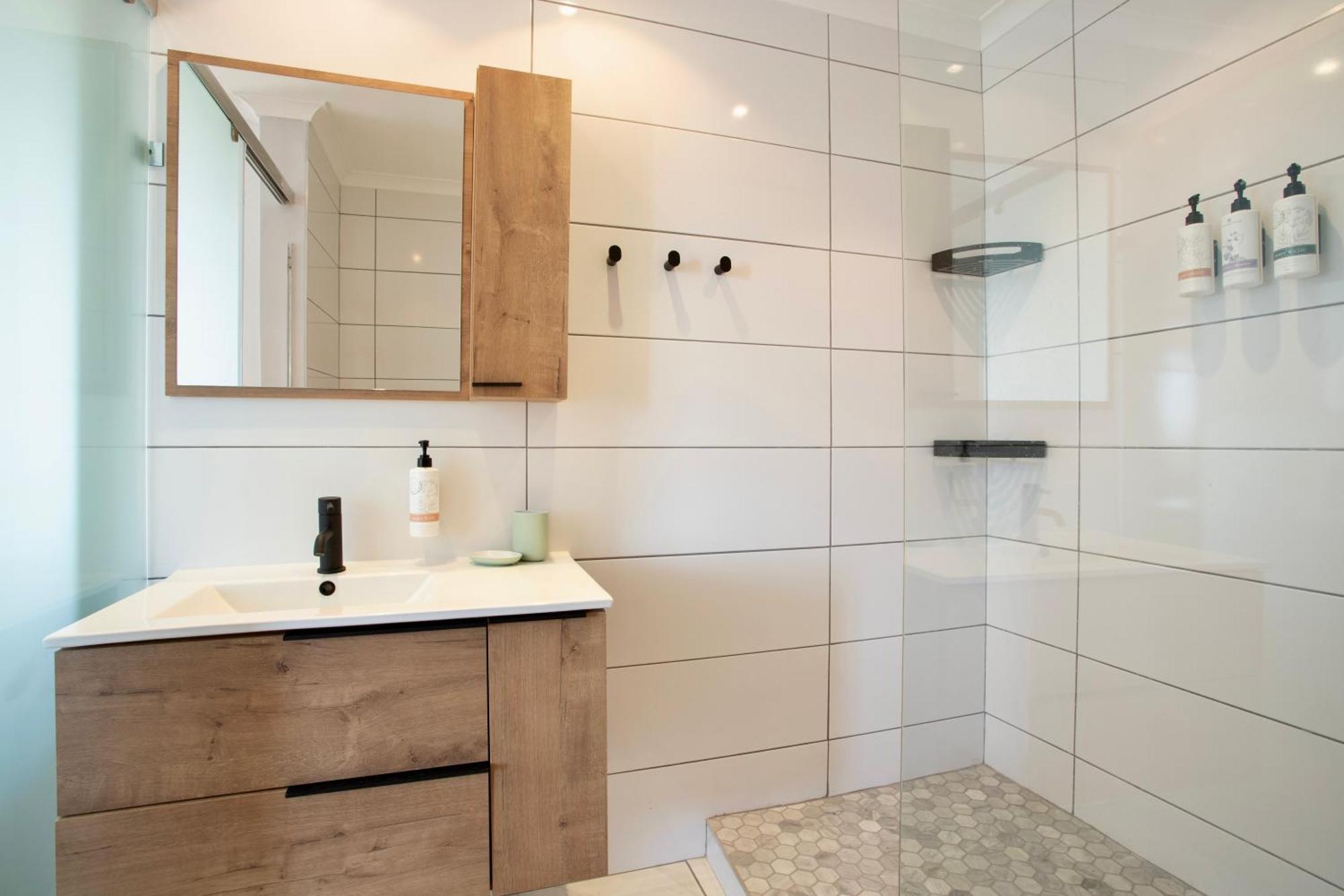 Nautica 410 By Mountain City Investments Mossel Bay Exteriör bild
